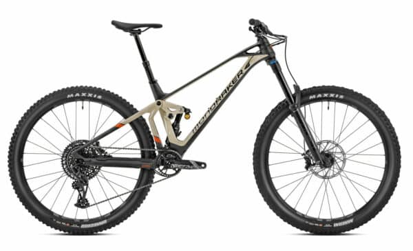 Mondraker SUPERFOXY CARBON R carbon/grau/orange 2023 29"; Diamant